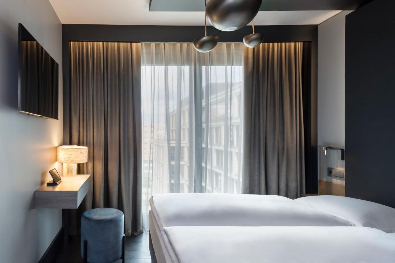 Amano East Side Hotel 3*